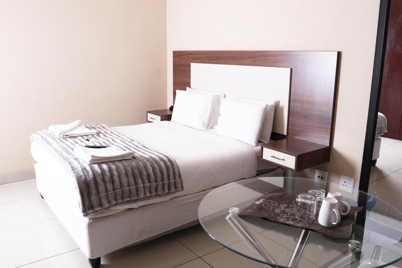 Eagle Nest Luxury Accommodation Roodepoort Zewnętrze zdjęcie